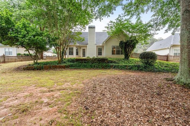 137 Pecan Crescent, Newnan, GA 30265
