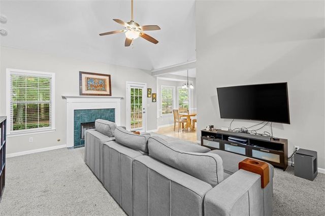 137 Pecan Crescent, Newnan, GA 30265