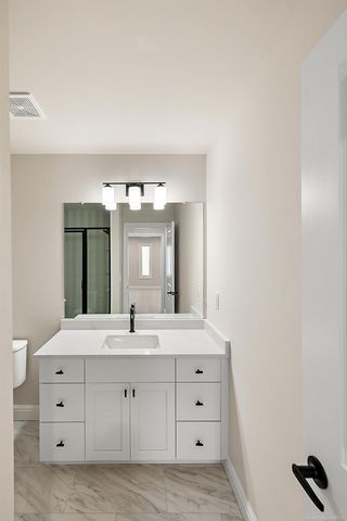 57011 Veridian Boulevard, Washington Twp, MI 48094