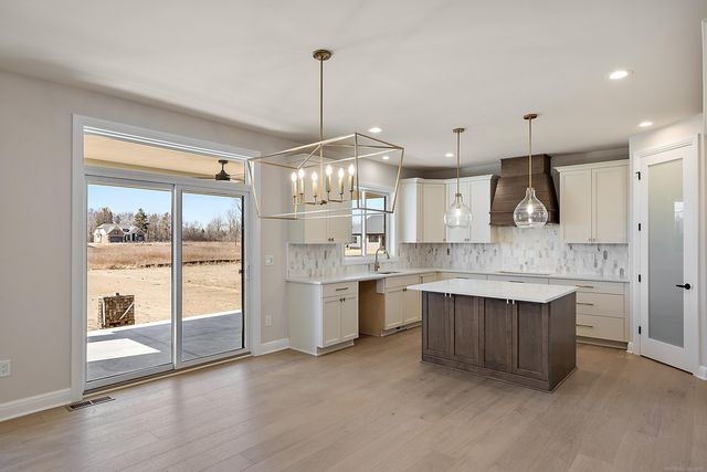 57011 Veridian Boulevard, Washington Twp, MI 48094