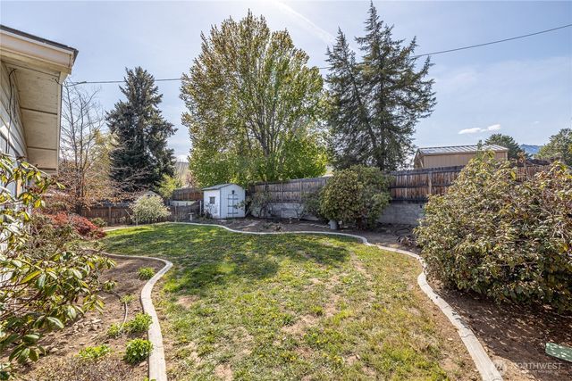 312 Marie Avenue, Wenatchee, WA 98802