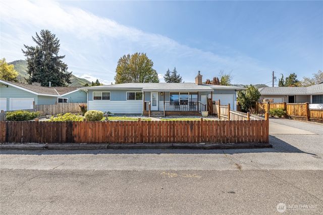 312 Marie Avenue, Wenatchee, WA 98802