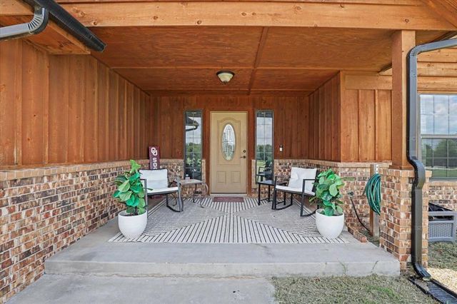 6122 Kitty Hawk Road, Blanchard, OK 73010