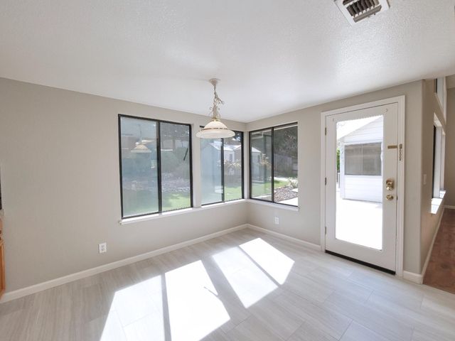 11864 S Carson Way, Gold River, CA 95670