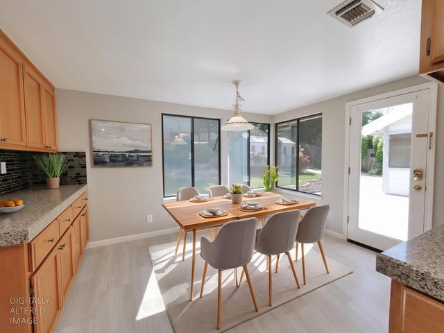 11864 S Carson Way, Gold River, CA 95670