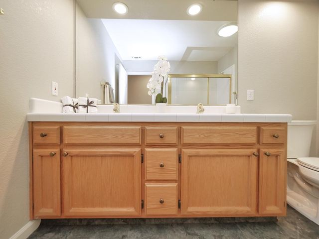 11864 S Carson Way, Gold River, CA 95670