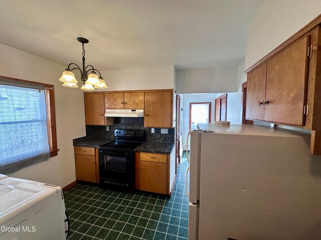 6 Marion Avenue, South Glens Falls, NY 12803