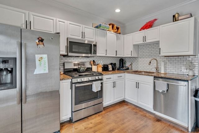 17 I St 3, Boston, MA 02127