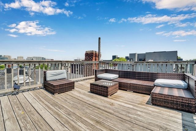 17 I St 3, Boston, MA 02127