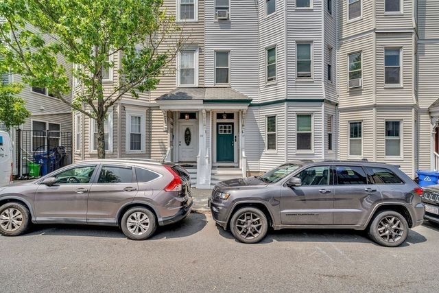 17 I St 3, Boston, MA 02127