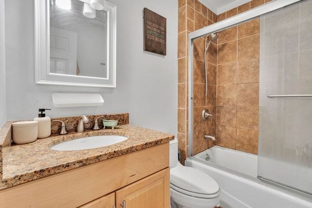 17 I St 3, Boston, MA 02127