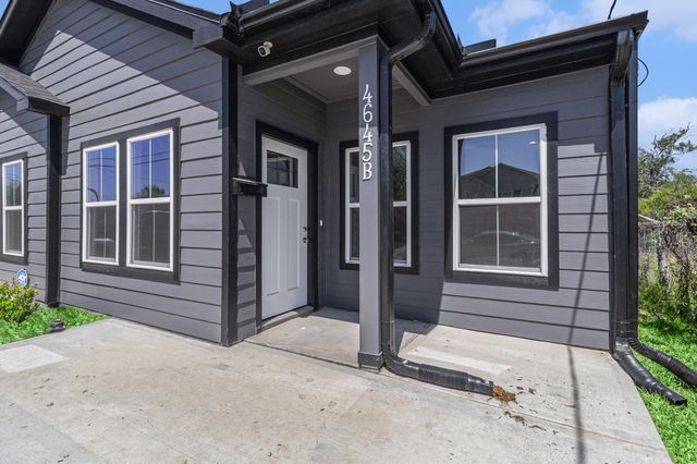 4645 Larkspur Street A, Houston, TX 77051