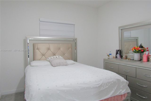 16825 SW 109th Place, Miami, FL 33157