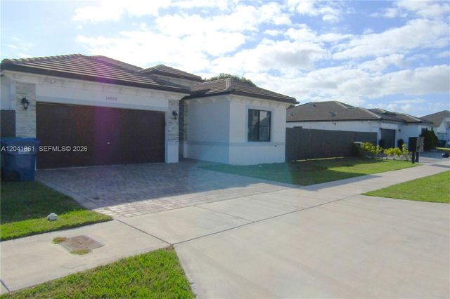 16825 SW 109th Place, Miami, FL 33157