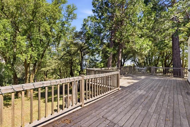 15880 Soda Springs Road, Los Gatos, CA 95033