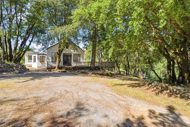 15880 Soda Springs Road, Los Gatos, CA 95033