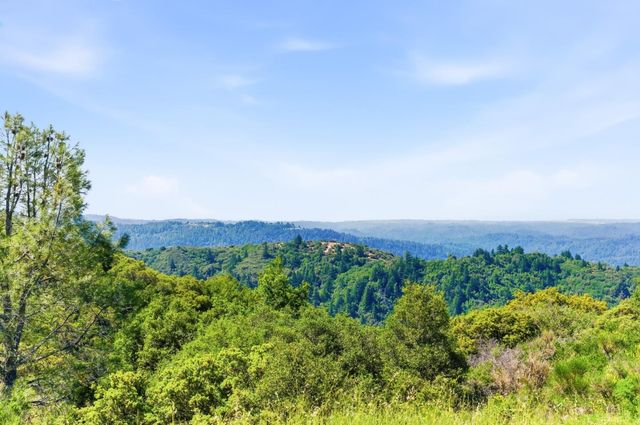 15880 Soda Springs Road, Los Gatos, CA 95033