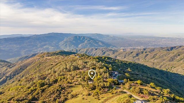 15880 Soda Springs Road, Los Gatos, CA 95033