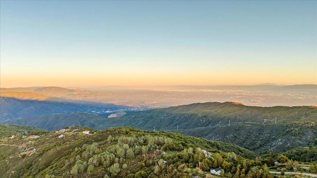 15880 Soda Springs Road, Los Gatos, CA 95033