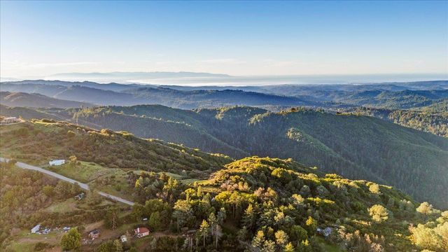 15880 Soda Springs Road, Los Gatos, CA 95033