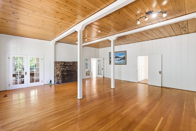 15880 Soda Springs Road, Los Gatos, CA 95033