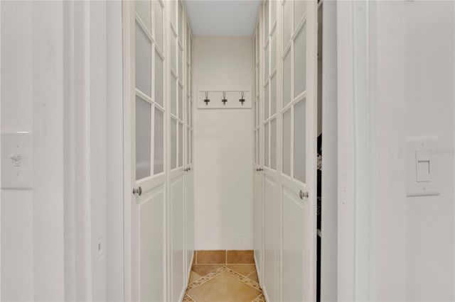 10431 KINGBROOK LANE, Orlando, FL 32821