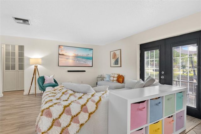 10431 KINGBROOK LANE, Orlando, FL 32821