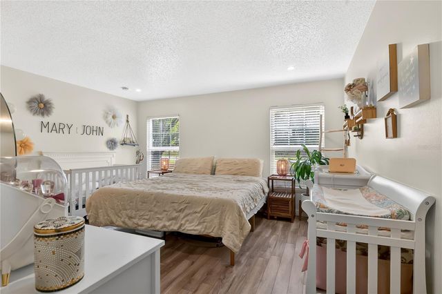 10431 KINGBROOK LANE, Orlando, FL 32821