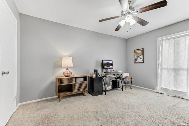 8433 Oak Thicket, San Antonio, TX 78255