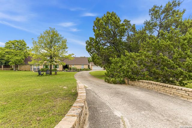8433 Oak Thicket, San Antonio, TX 78255