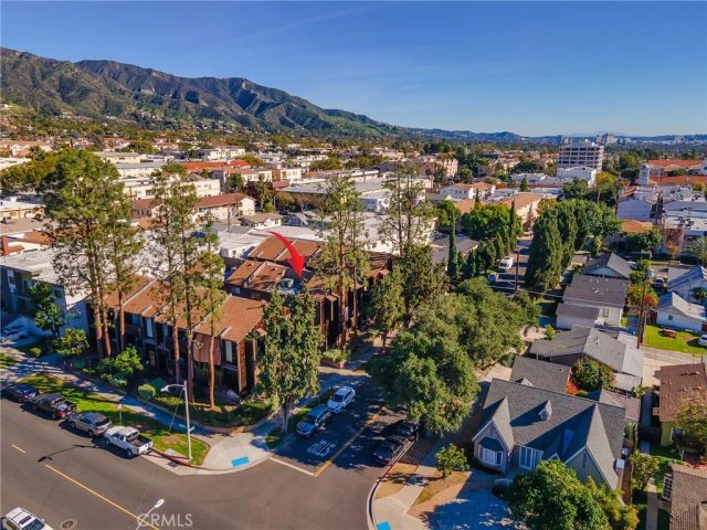 330 N 5th Street, Burbank, CA 91501