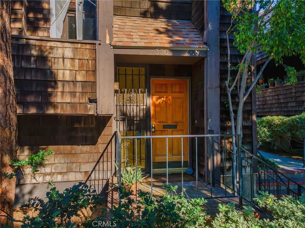 330 N 5th Street, Burbank, CA 91501