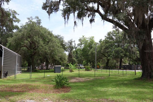 9028 WEST STREET, Brooksville, FL 34601