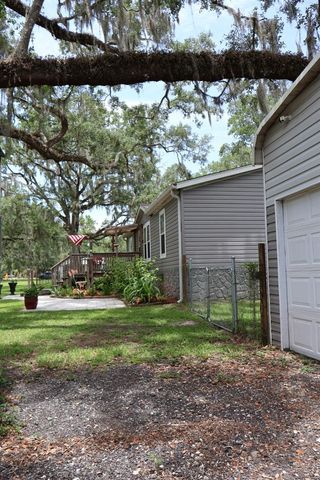 9028 WEST STREET, Brooksville, FL 34601
