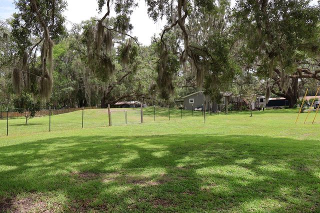 9028 WEST STREET, Brooksville, FL 34601