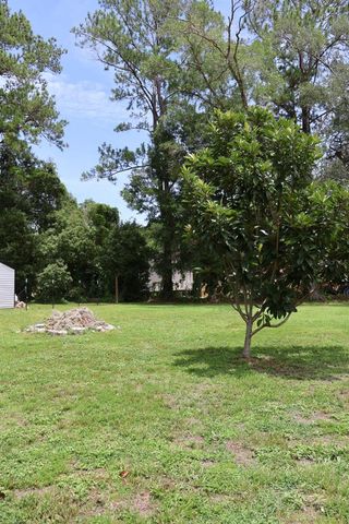 9028 WEST STREET, Brooksville, FL 34601