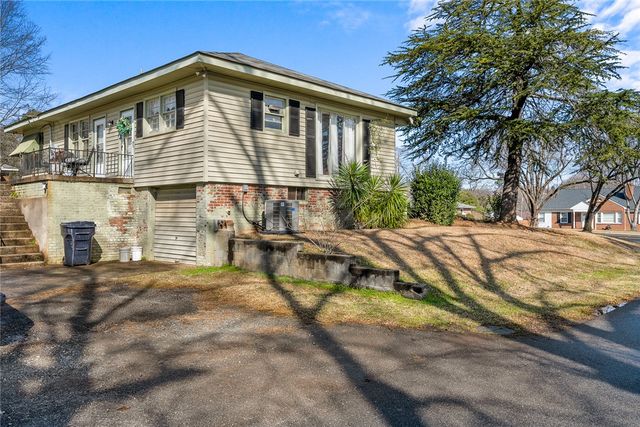 2301 Bellview Road, Anderson, SC 29621