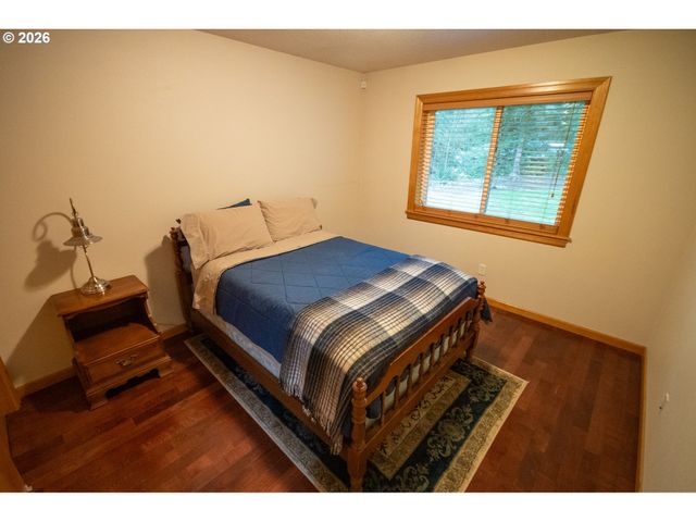 19784 E VICTORY Ln, Sandy, OR 97055