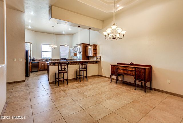 2028 Sandhill Road, Las Cruces, NM 88012