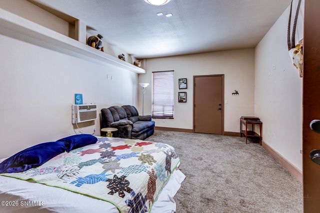 2028 Sandhill Road, Las Cruces, NM 88012