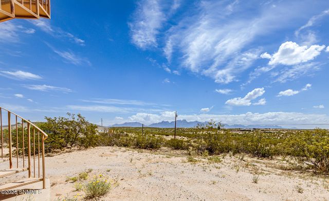 2028 Sandhill Road, Las Cruces, NM 88012