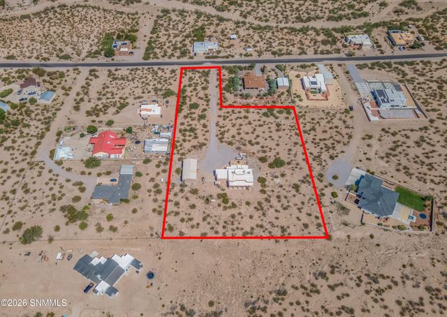 2028 Sandhill Road, Las Cruces, NM 88012