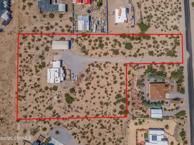 2028 Sandhill Road, Las Cruces, NM 88012