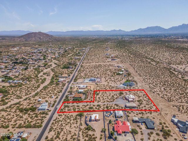 2028 Sandhill Road, Las Cruces, NM 88012