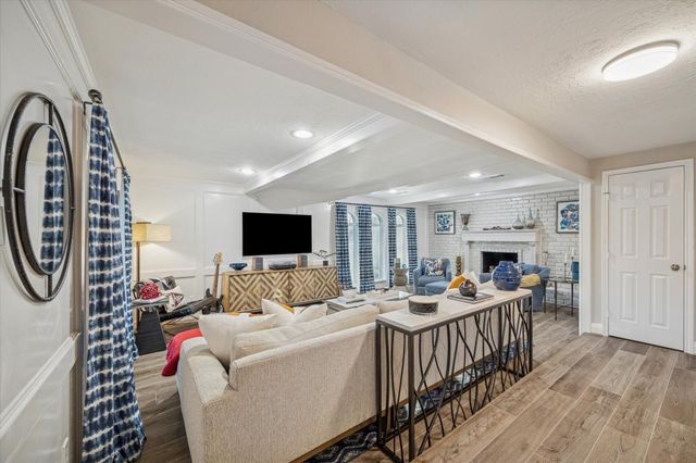 11846 Westmere Drive, Houston, TX 77077