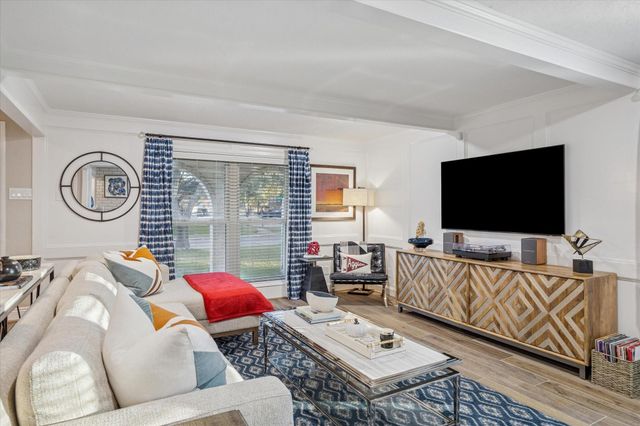 11846 Westmere Drive, Houston, TX 77077