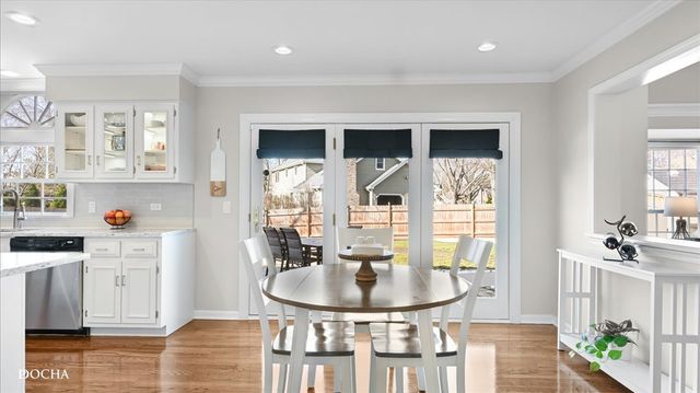 2549 River Woods Drive, Naperville, IL 60565