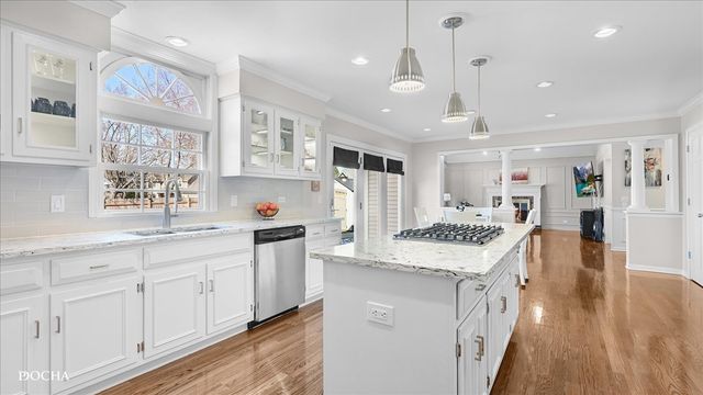 2549 River Woods Drive, Naperville, IL 60565