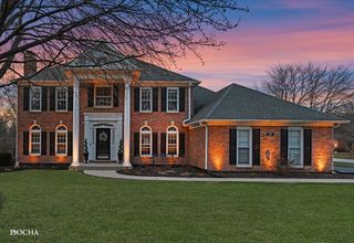 2549 River Woods Drive, Naperville, IL 60565