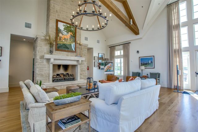1116 Friesian Lane, Aubrey, TX 76227